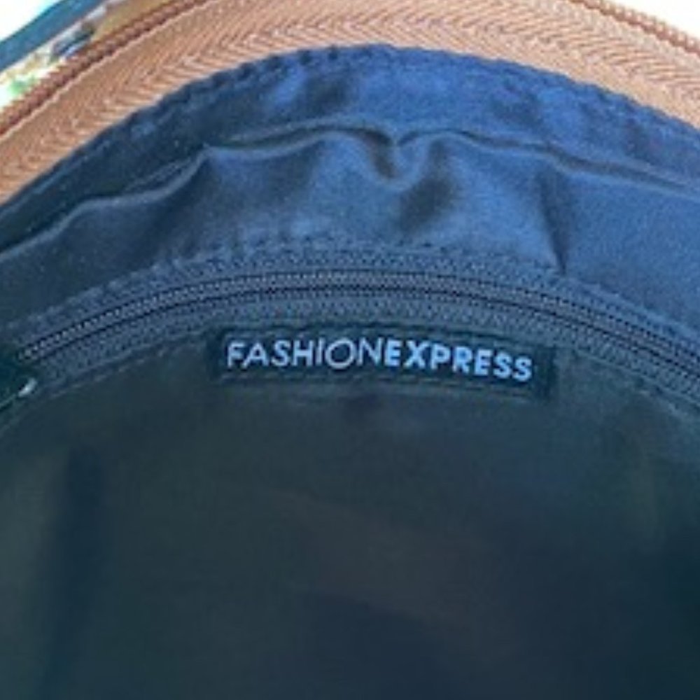 Shoulder Bag - Picture 9 of 9